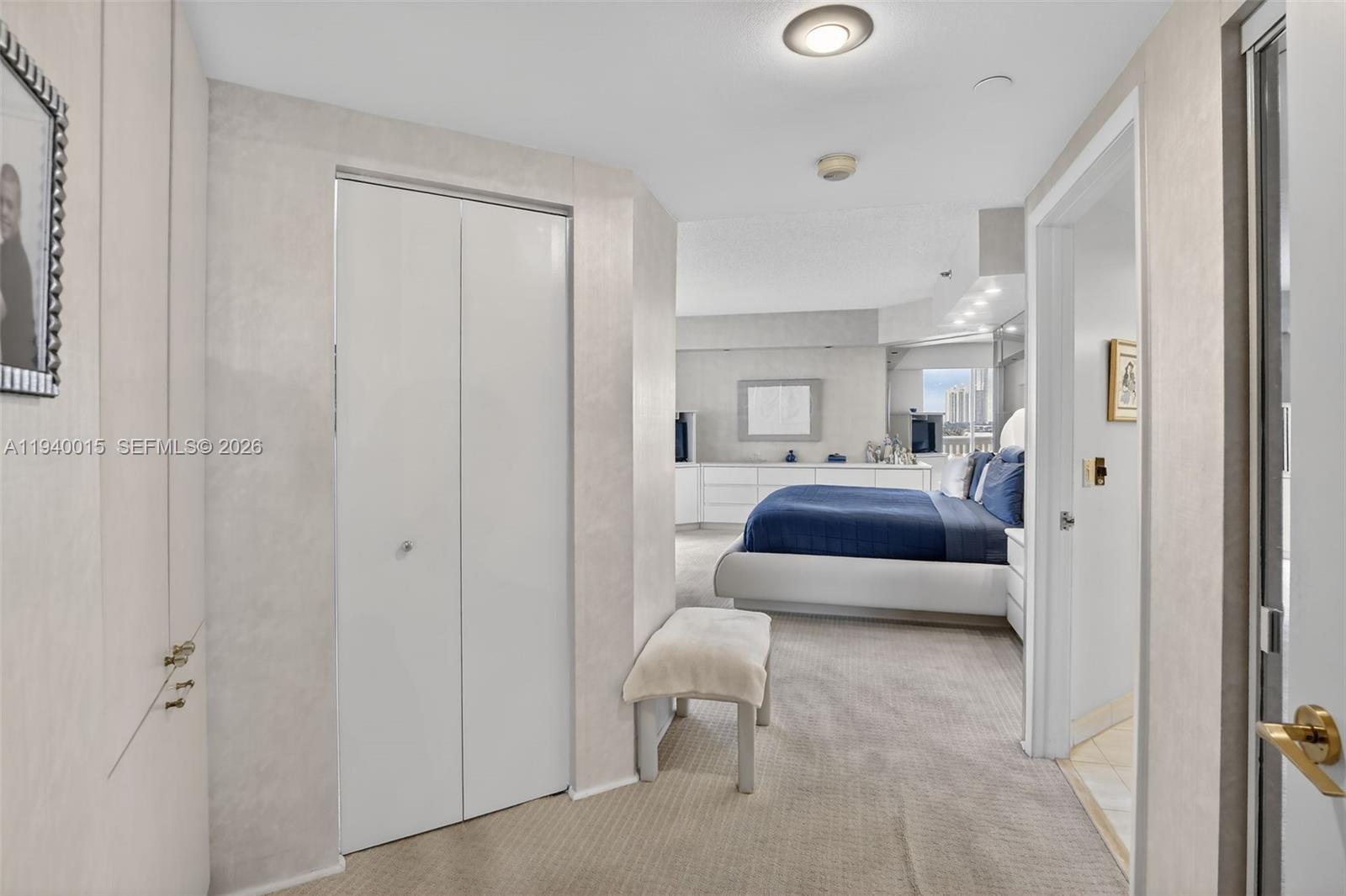 3000 ISL BLVD WILLIAMS IS - Residential