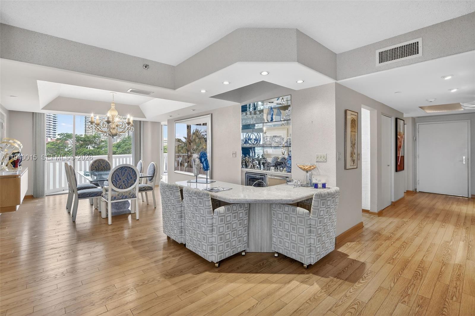 3000 ISL BLVD WILLIAMS IS - Residential