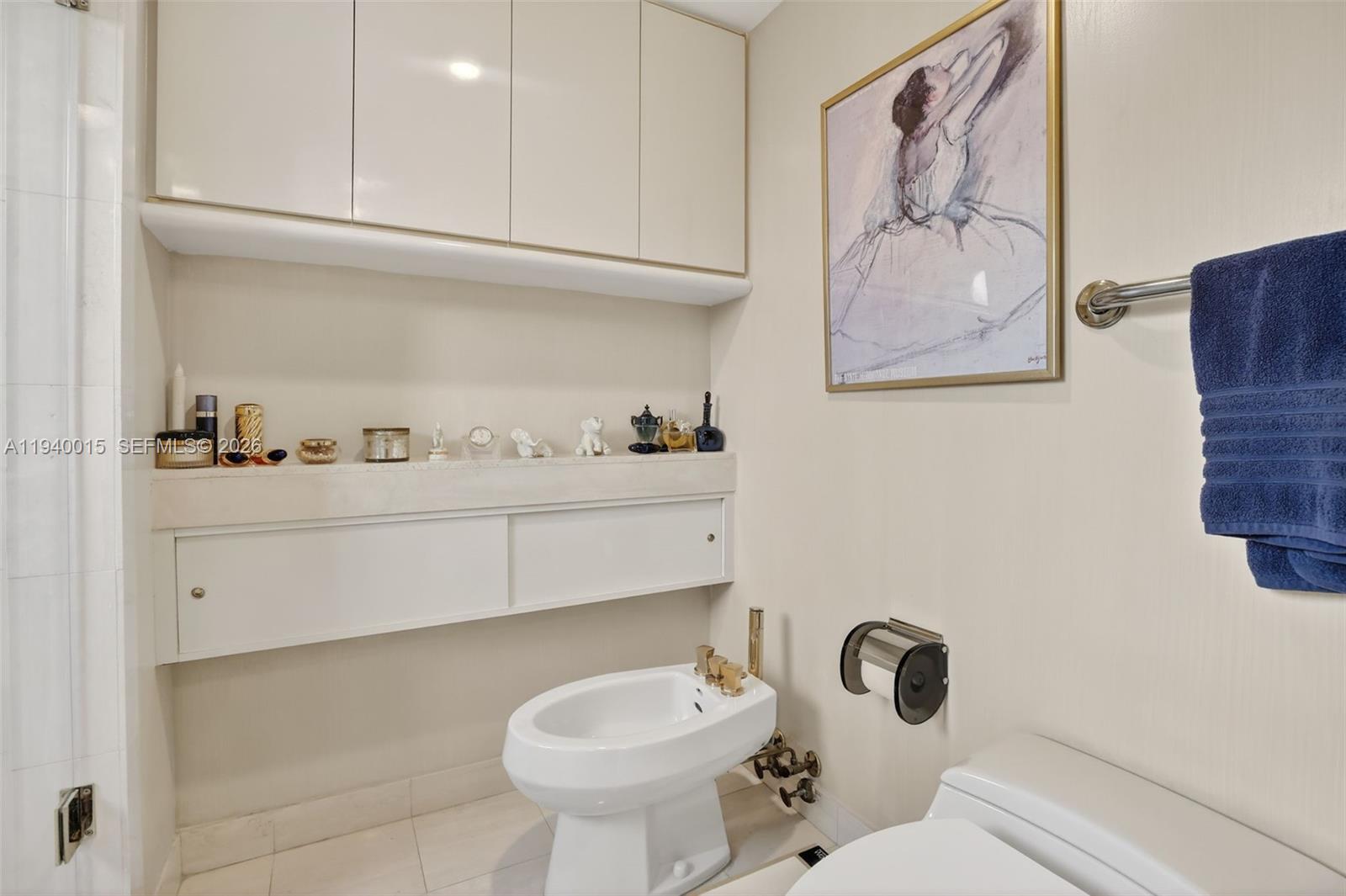 3000 ISL BLVD WILLIAMS IS - Residential