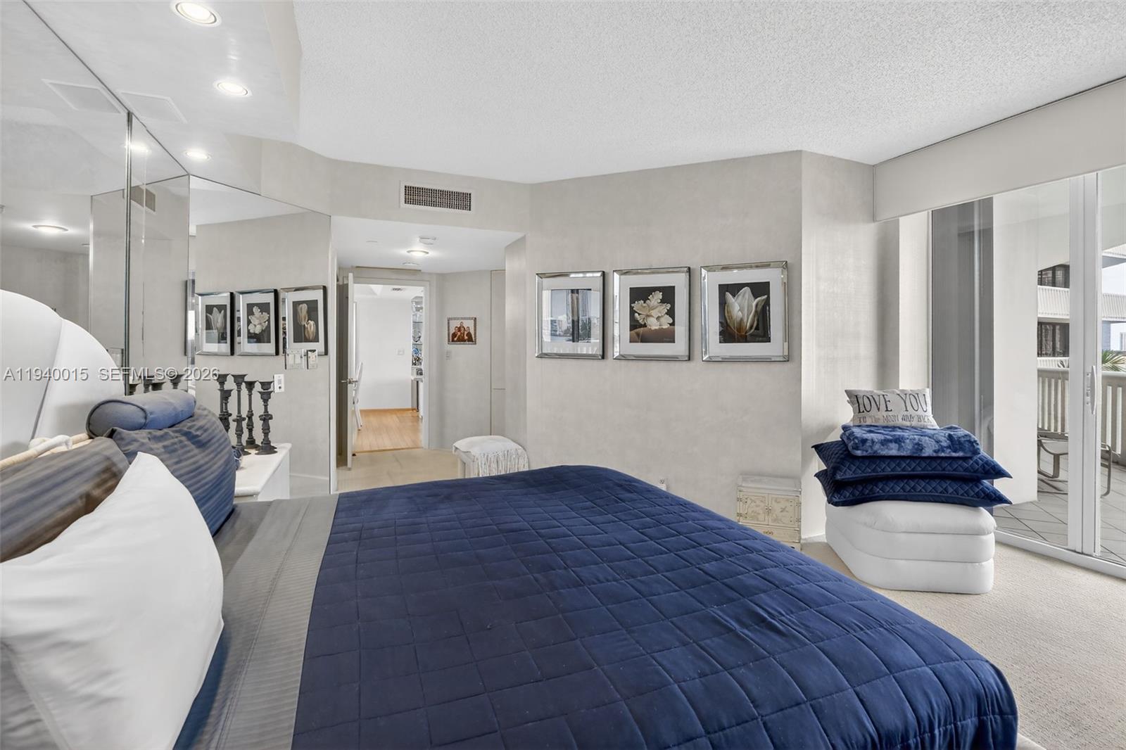 3000 ISL BLVD WILLIAMS IS - Residential