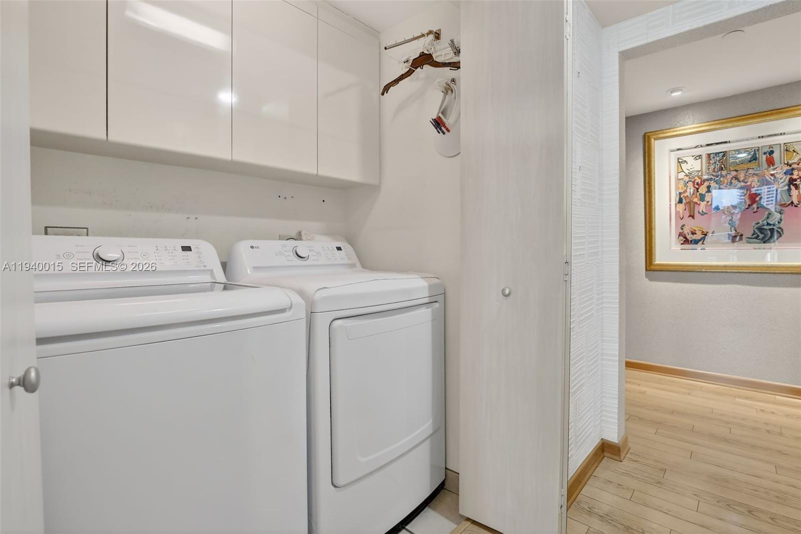 3000 ISL BLVD WILLIAMS IS - Residential