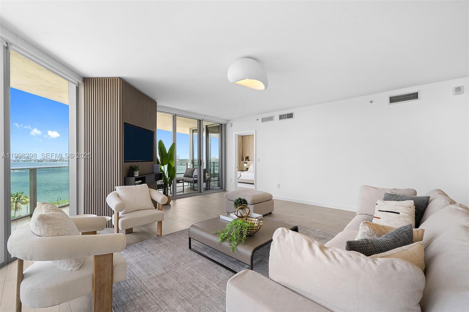 ARIA ON THE BAY CONDO - Residential