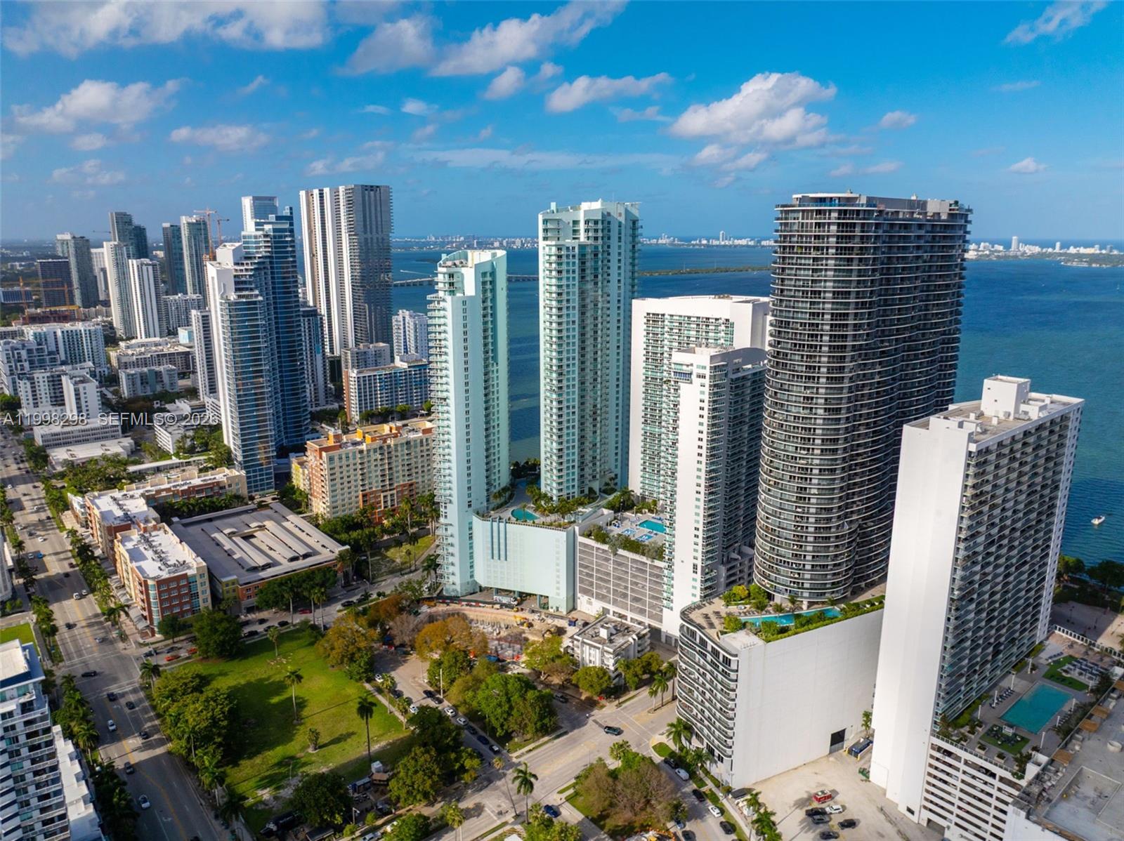 ARIA ON THE BAY CONDO - Residential