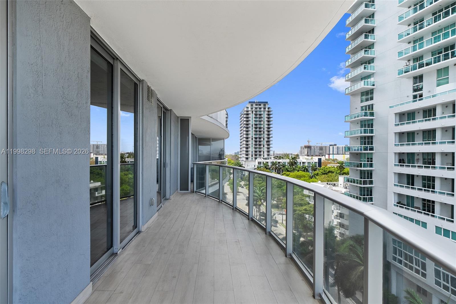 ARIA ON THE BAY CONDO - Residential
