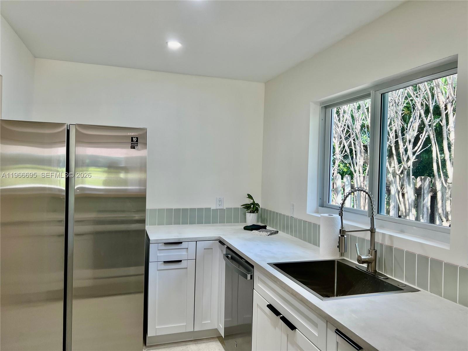 1623 Johnson St 1623