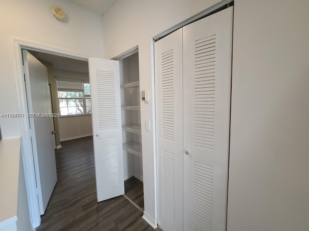 SECTORS 3 & 4 BOUNDARY PL - Residential Lease