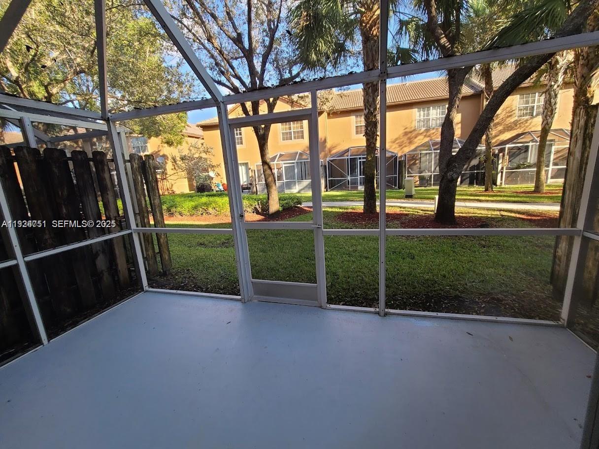 SECTORS 3 & 4 BOUNDARY PL - Residential Lease