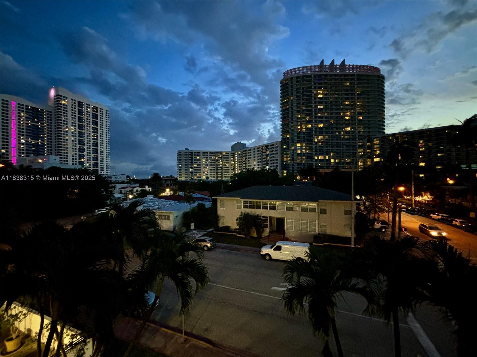 1455 West Ave 403