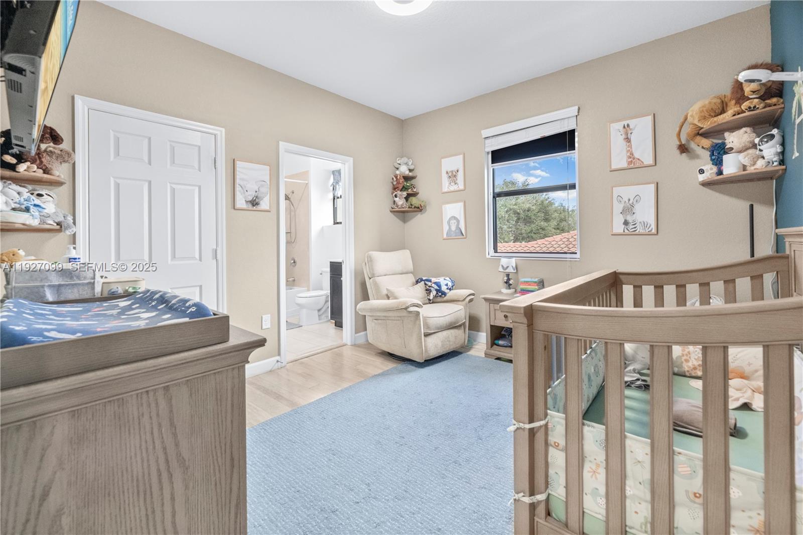 BAYWINDS OF DOMINICA AND - Residential