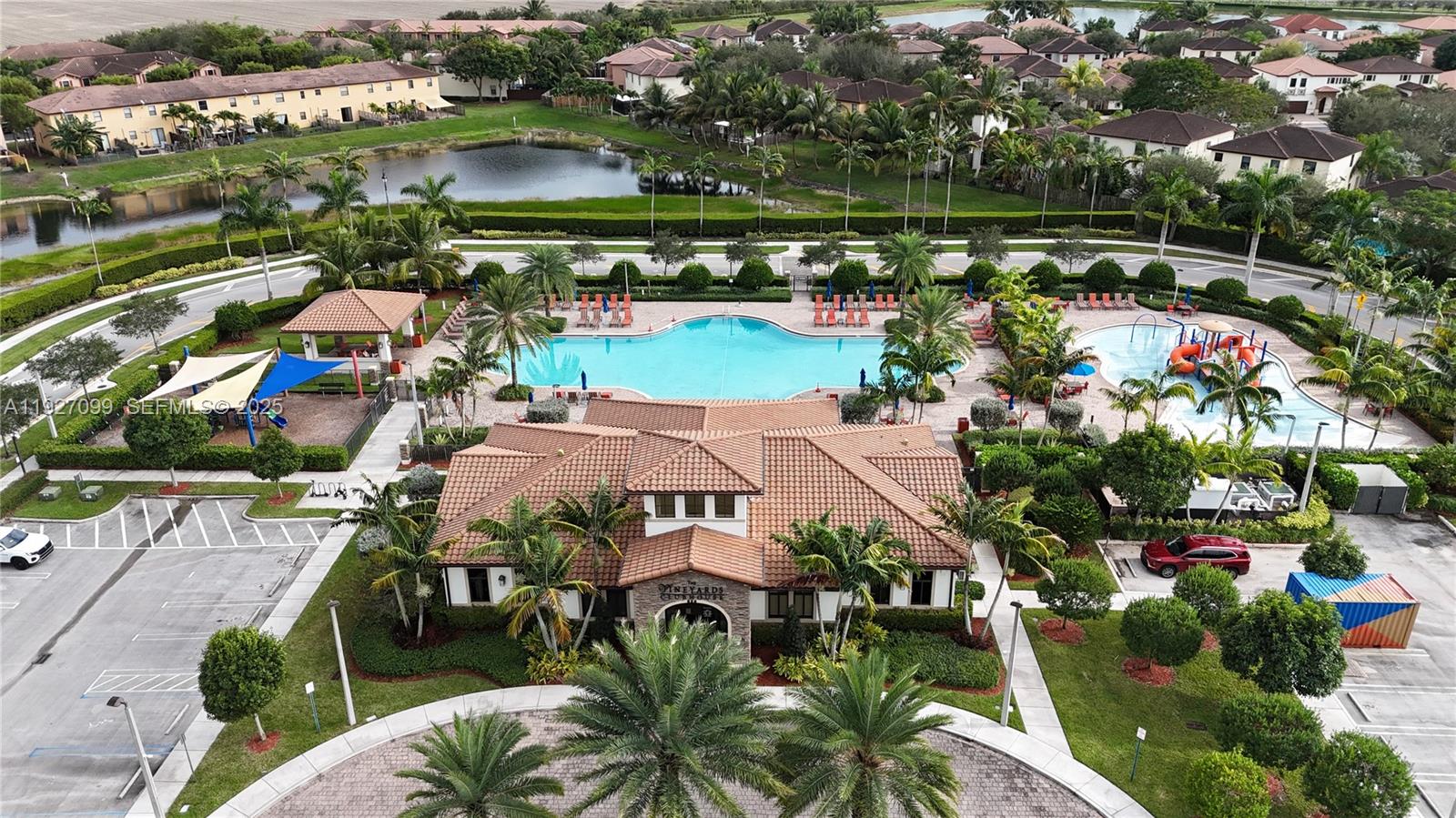 BAYWINDS OF DOMINICA AND - Residential