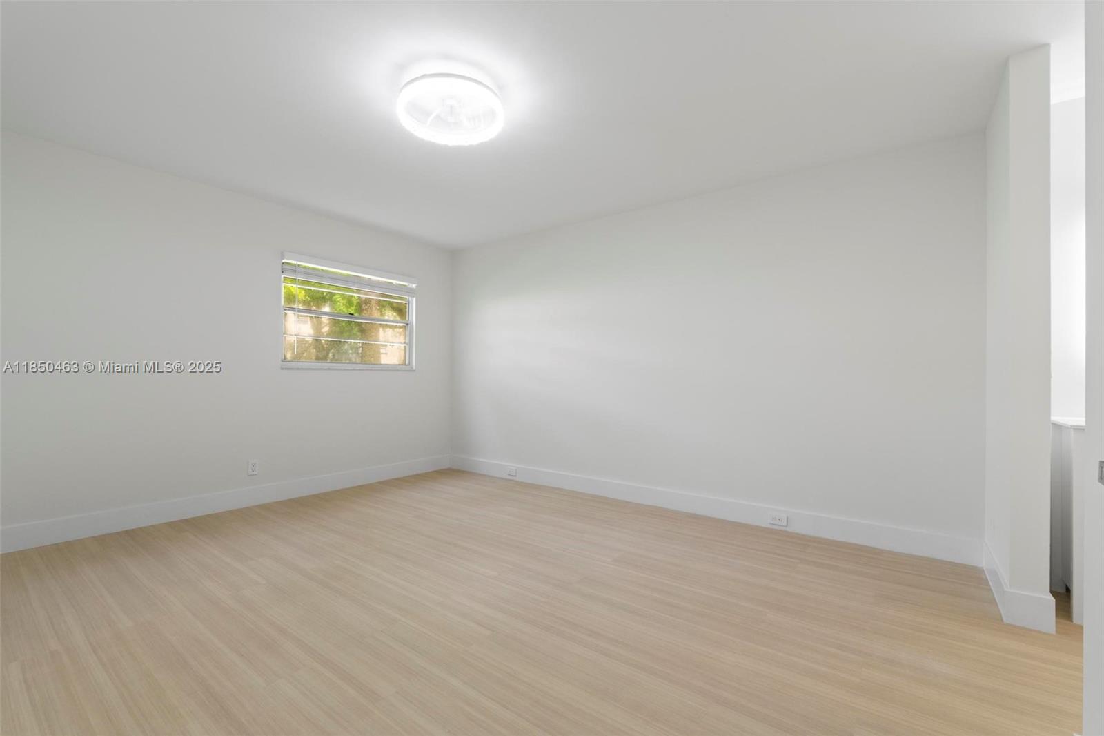 CAMBRIDGE AT CENTURY VILLA - Residential Lease