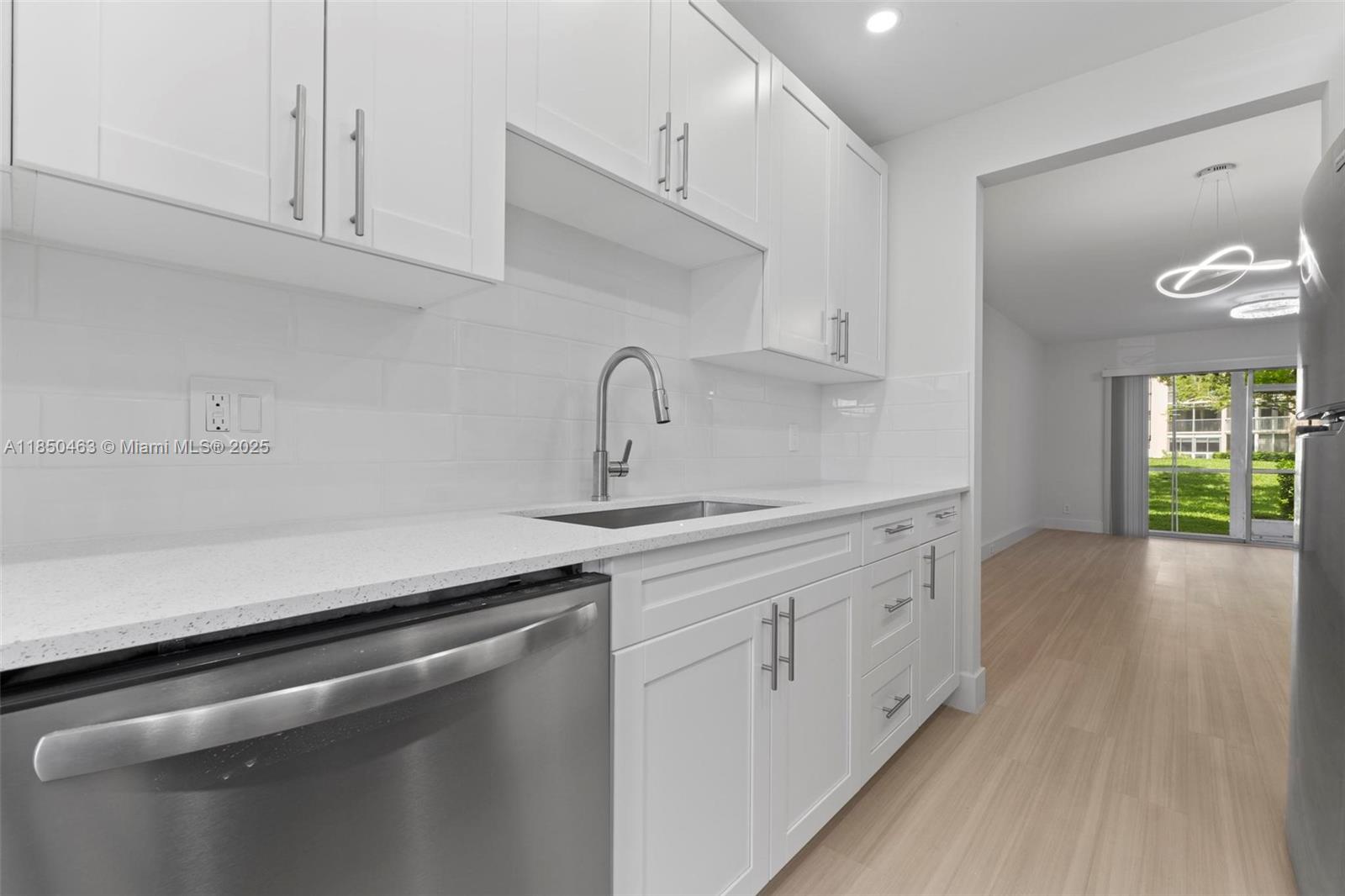 CAMBRIDGE AT CENTURY VILLA - Residential Lease