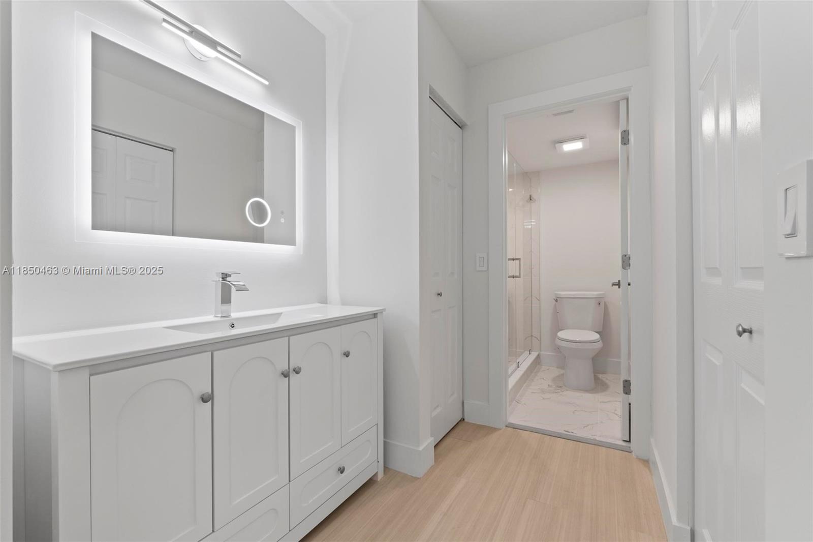 CAMBRIDGE AT CENTURY VILLA - Residential Lease