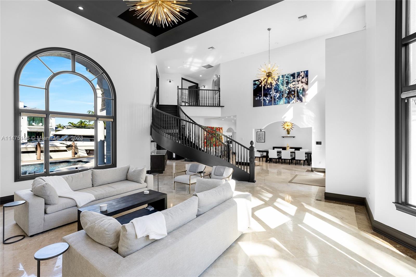 CORAL ISLES - Residential