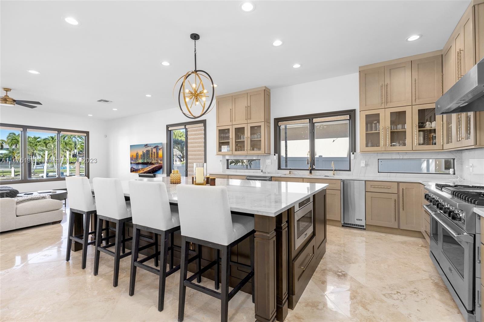 CORAL ISLES - Residential