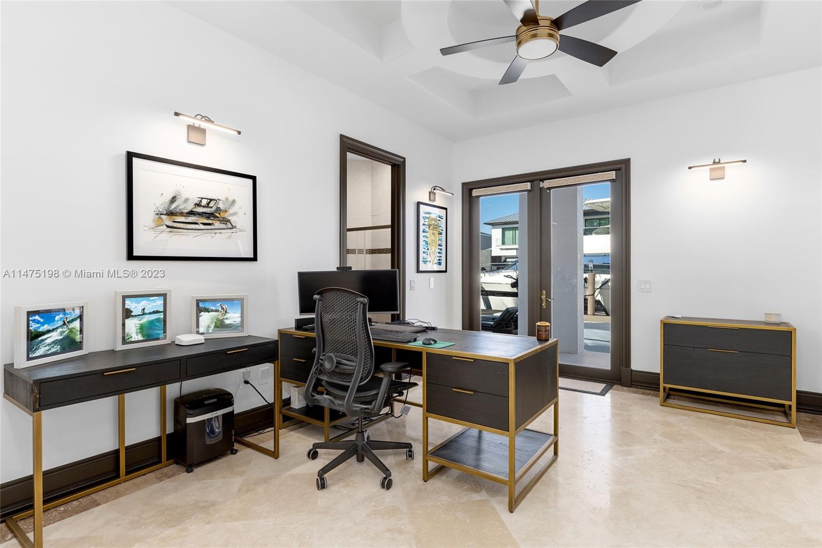 CORAL ISLES - Residential
