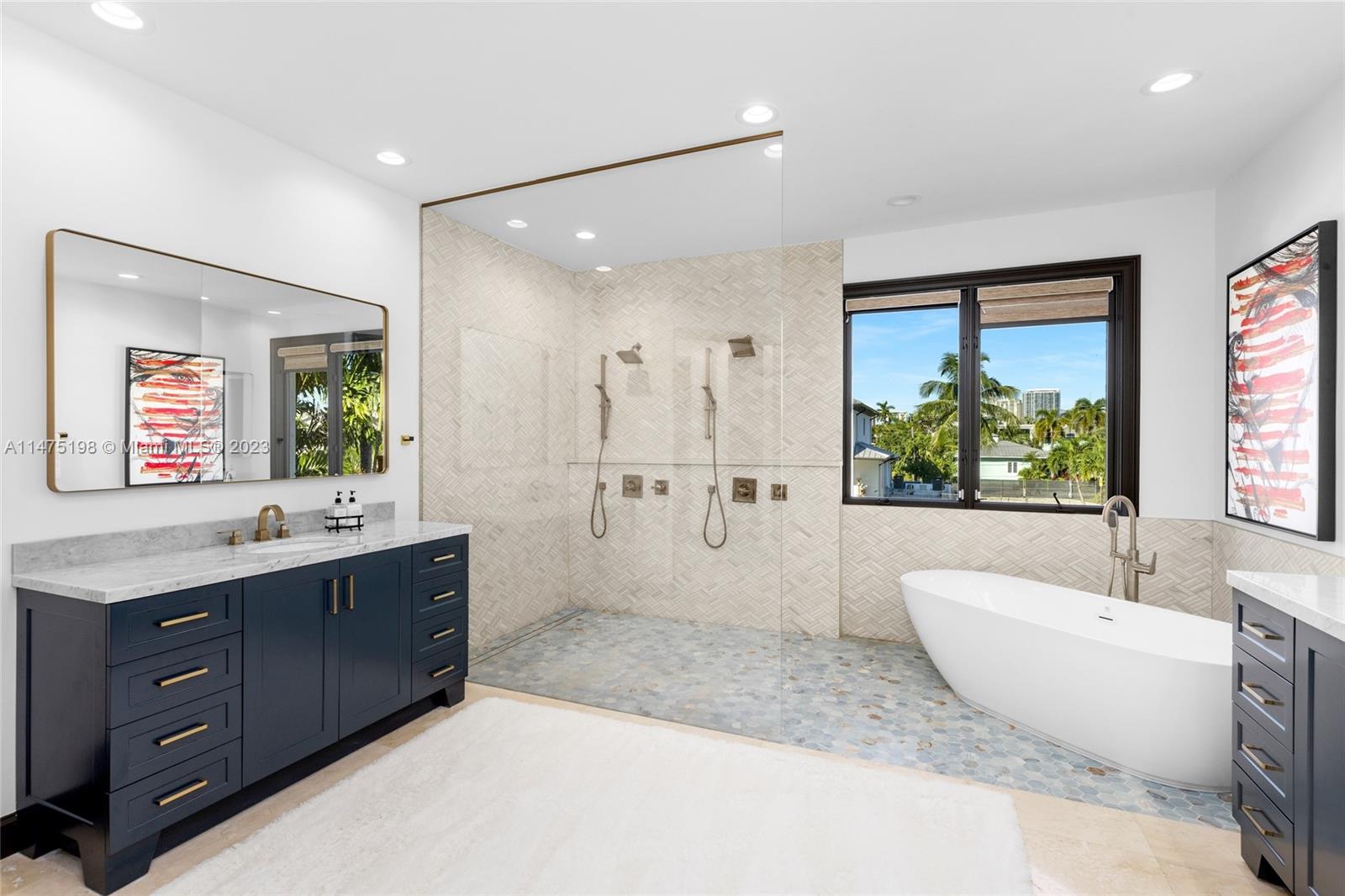 CORAL ISLES - Residential
