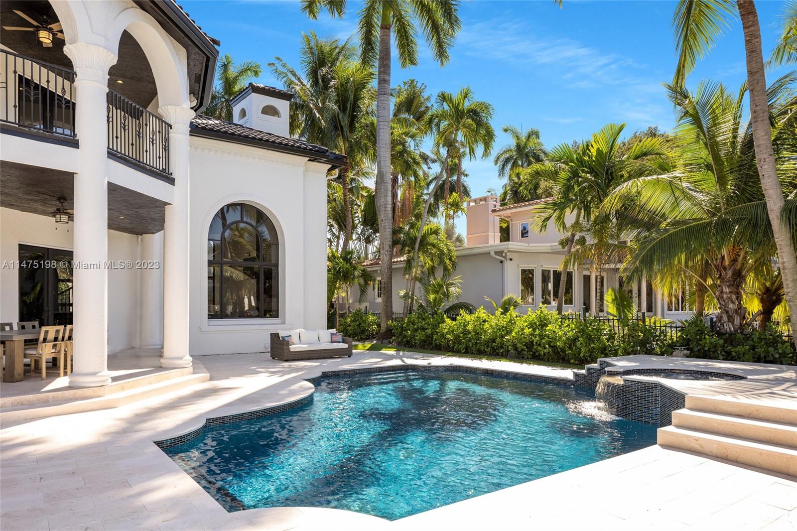 CORAL ISLES - Residential