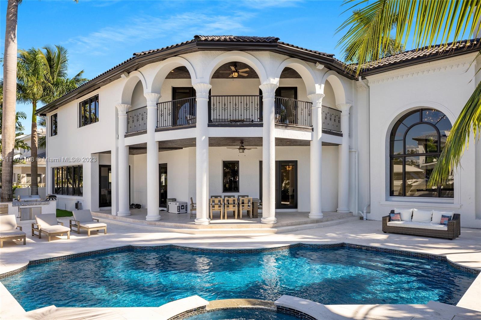 CORAL ISLES - Residential