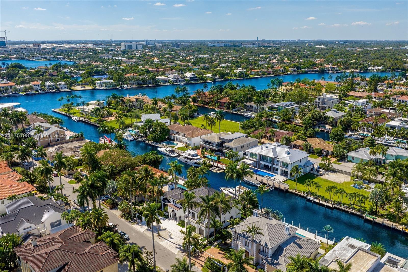 CORAL ISLES - Residential