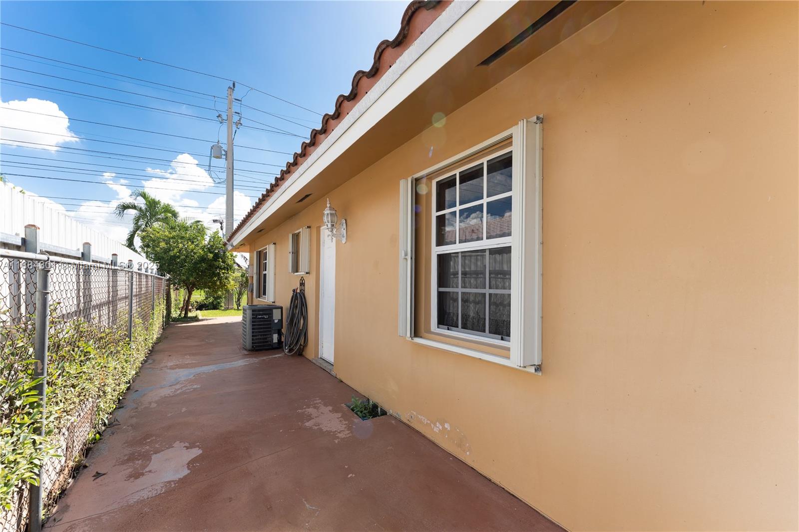 UNIVERSITY PARK WEST SEC - Residential