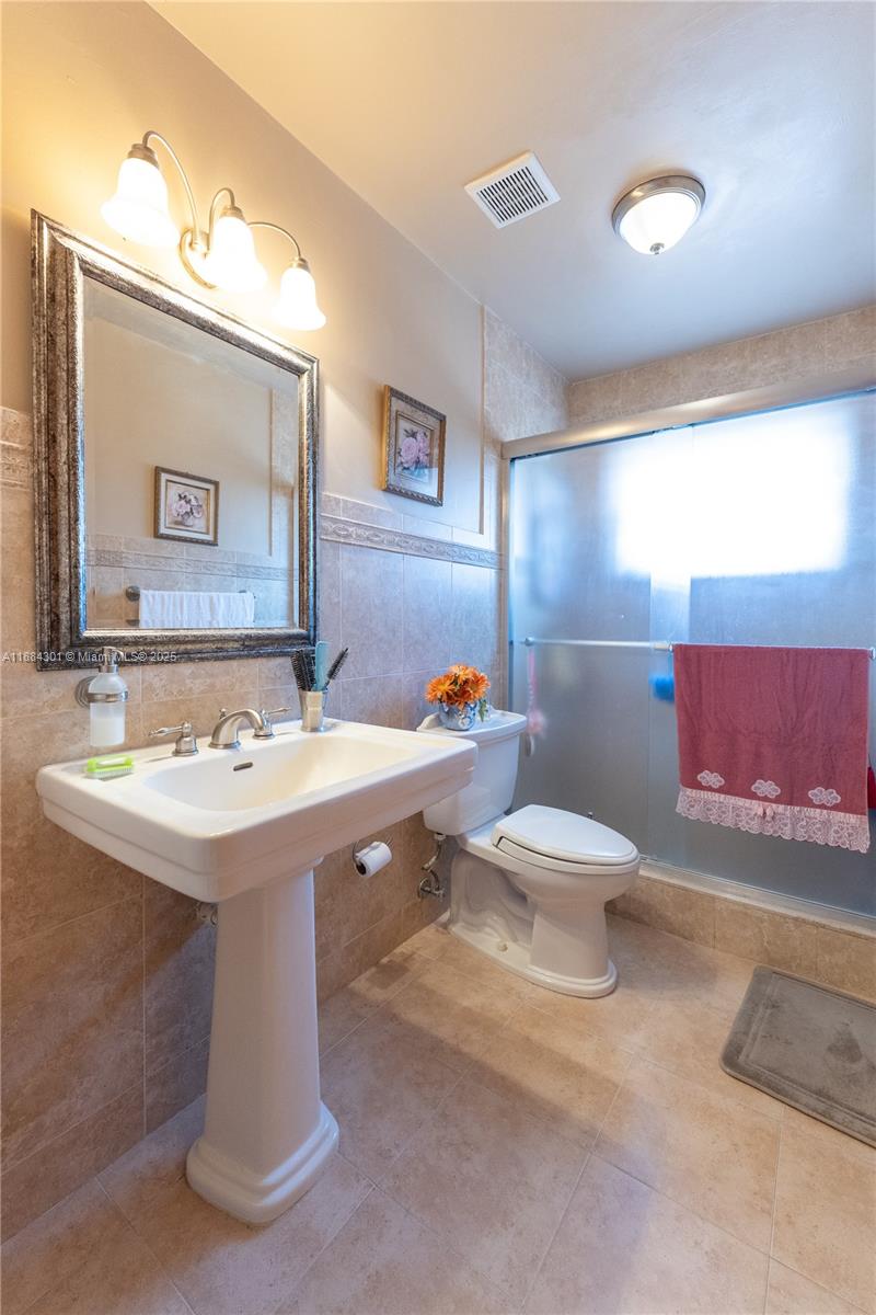 UNIVERSITY PARK WEST SEC - Residential