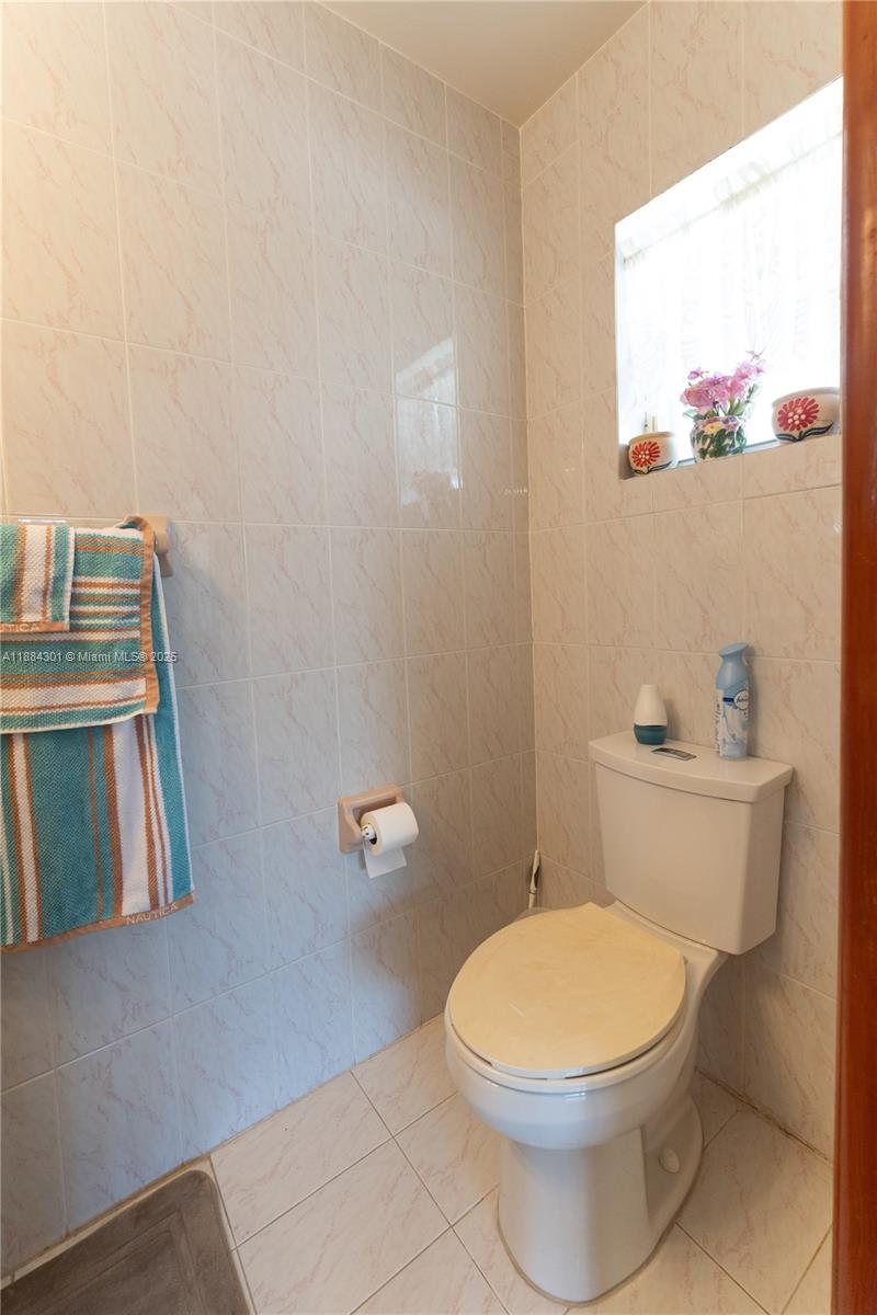 UNIVERSITY PARK WEST SEC - Residential