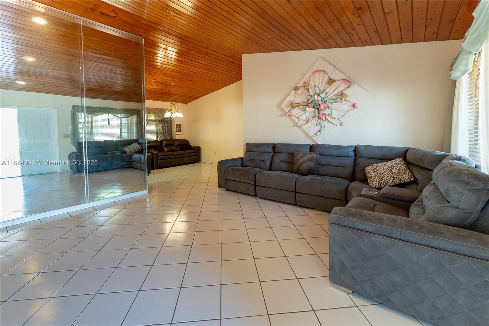 UNIVERSITY PARK WEST SEC - Residential