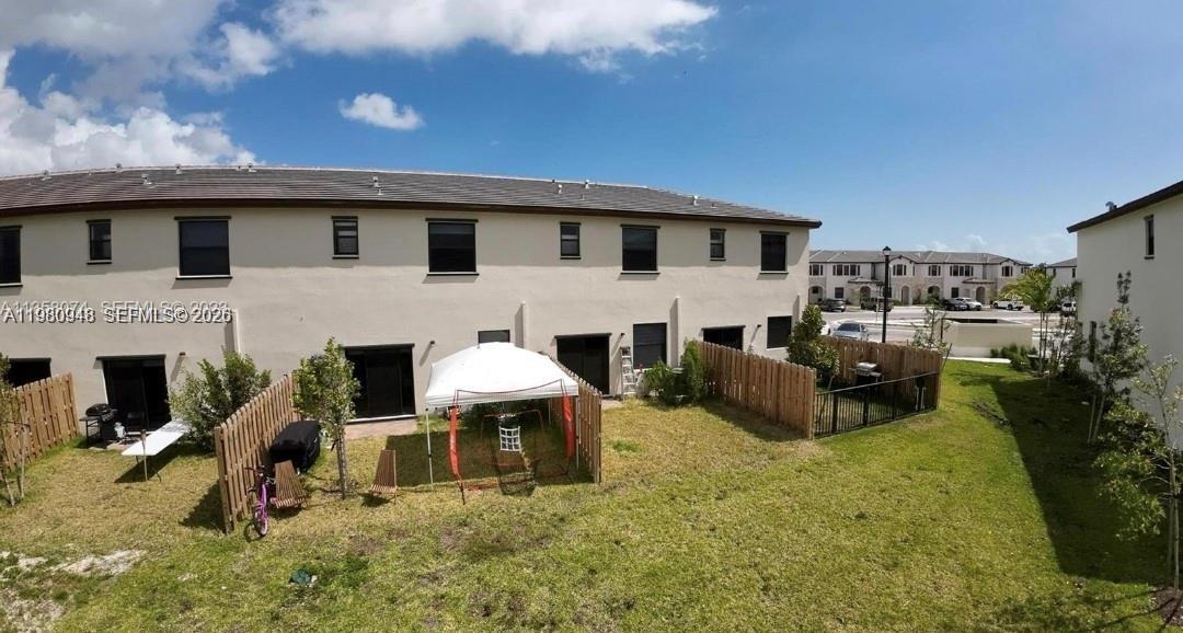 ¤ENCLAVE SOUTH PHASE 2 - Residential