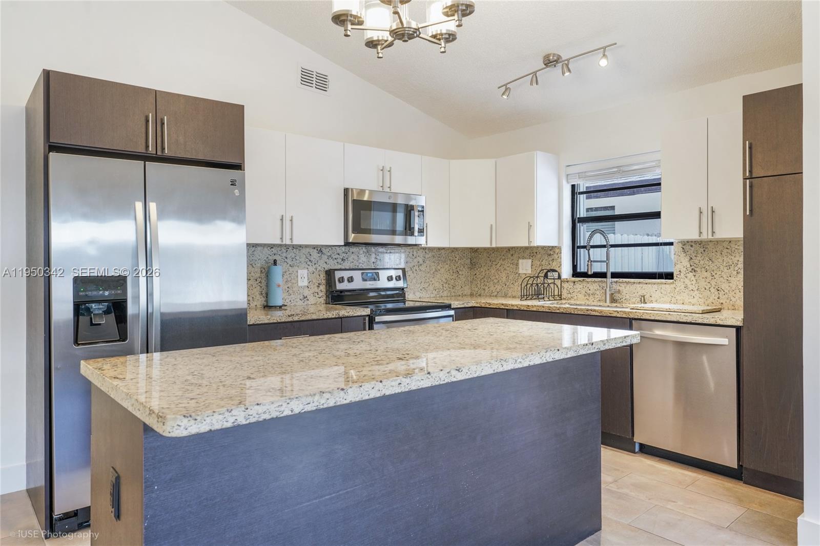 1634 SW 19th Ter 1634