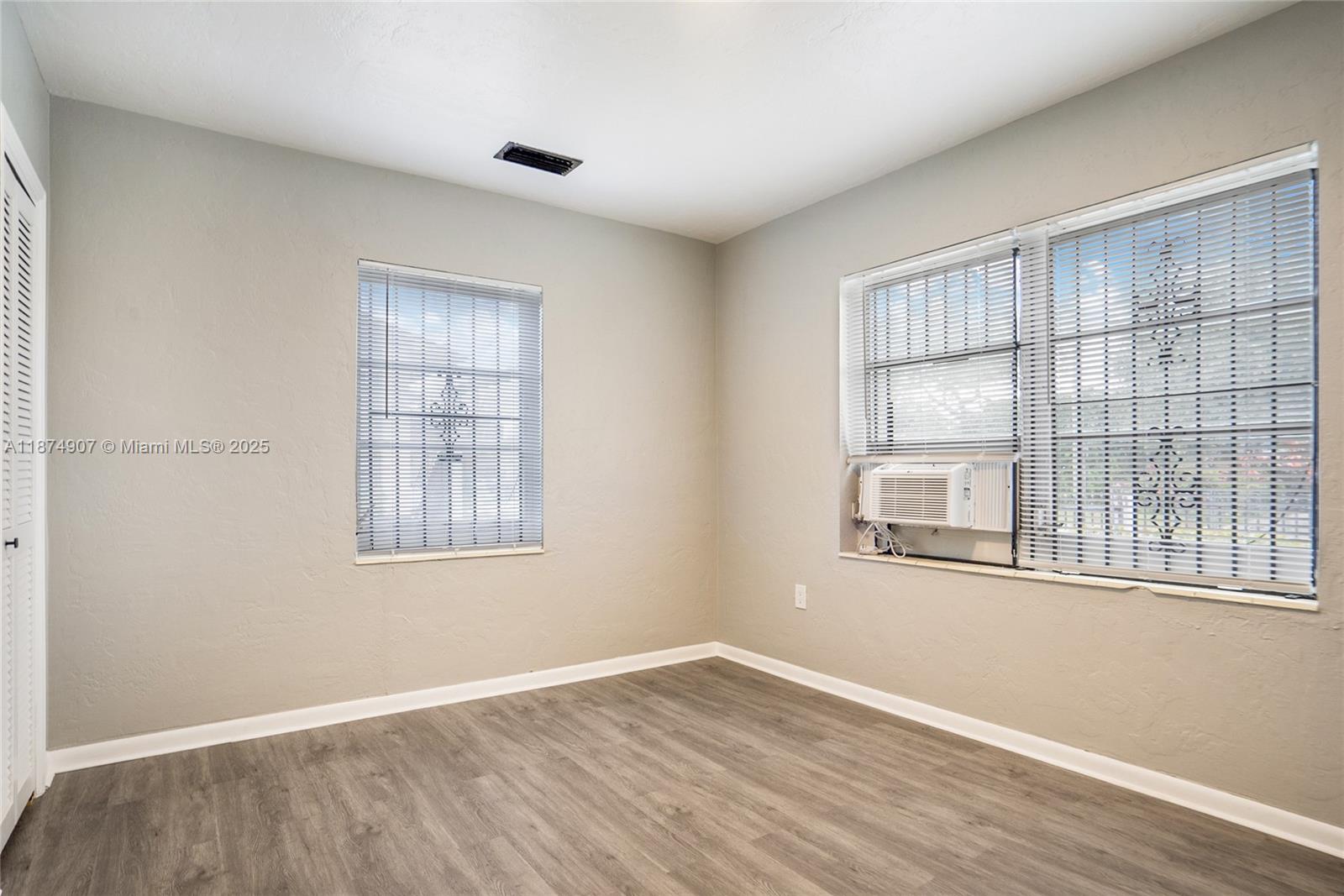 FOREST PARK - Residential