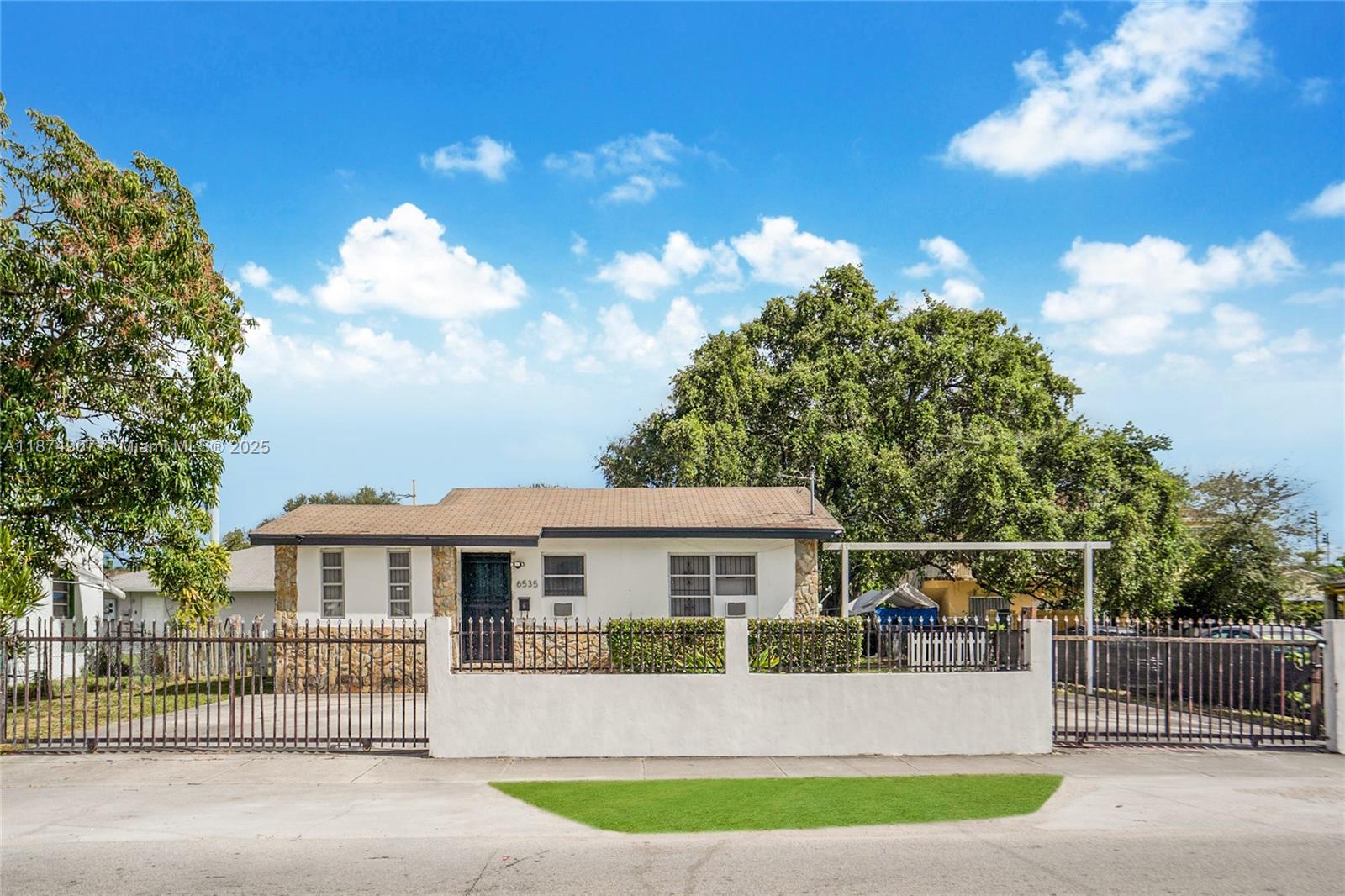 Updated home for owner user or rental income in Miami, FL between all the hot & gentrifying areas of Magic City, Little River and Swerdlow’s new mixed-use development of 5,700 units within blocks. Home currently generates $28,800 in annual rental income, providing cash flow. Large 3/1 on 7,100 sq ft lot, zoned T5-R, allows for the development of up to 10 townhomes or 20 affordable housing units in up to 5 stories, but nearly permit approved for 8 townhomes. Located in a designated Opportunity Zone, offering potential tax benefits for investors. The land is clear with no trees to remove, streamlining development and reducing yard work or tree mitigation. The property has utilities available & near major roads and public transit. Please do not contact or disturb the tenants.