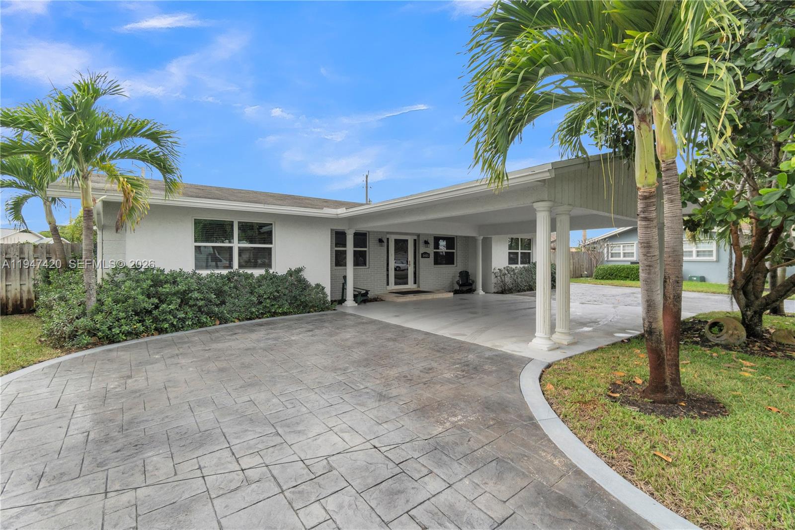 LYONS PARK FIRST ADD - Residential