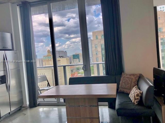 CENTRO CONDO - Residential Lease