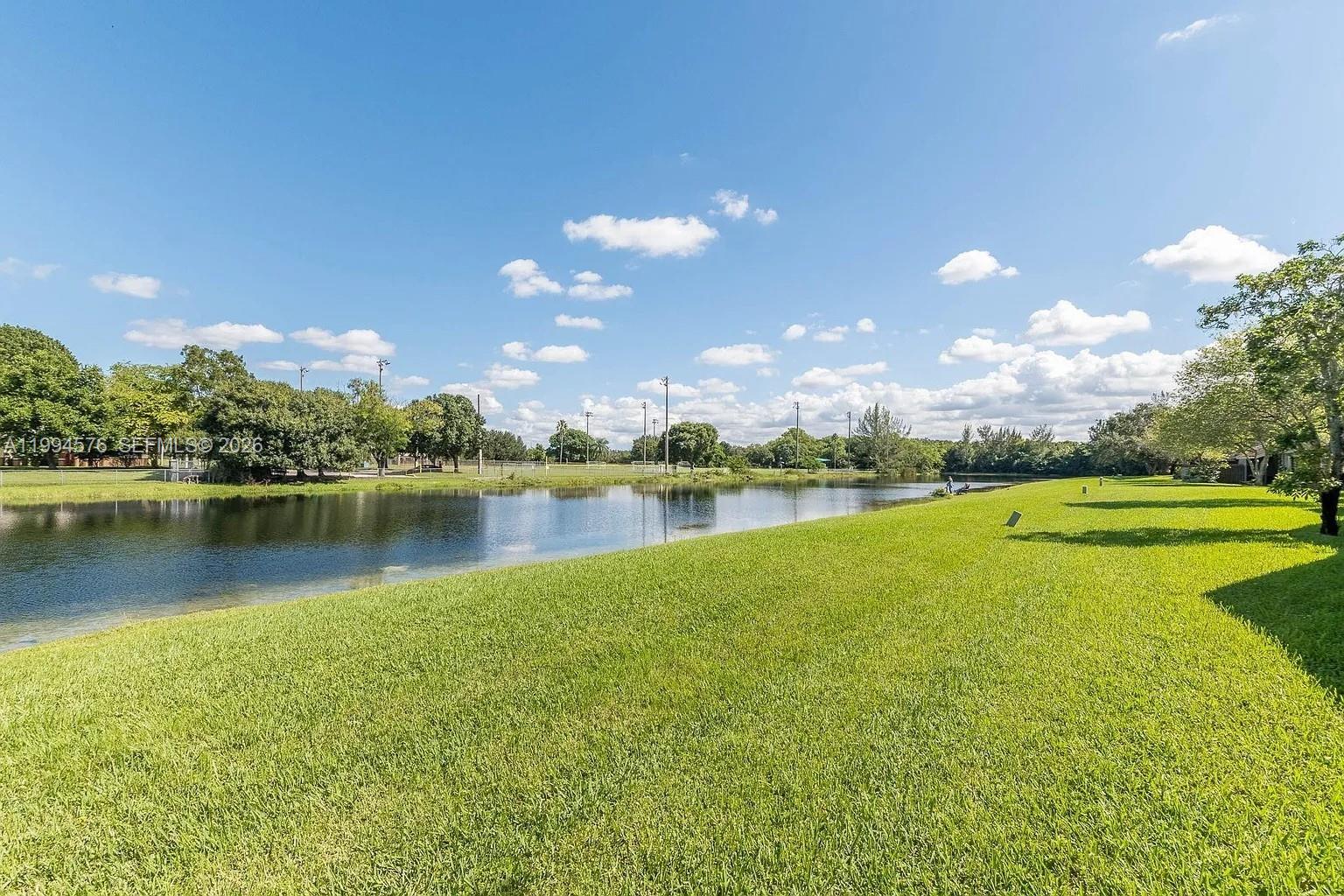 WOODGATE CONDOMINIUM 43 - Residential Lease