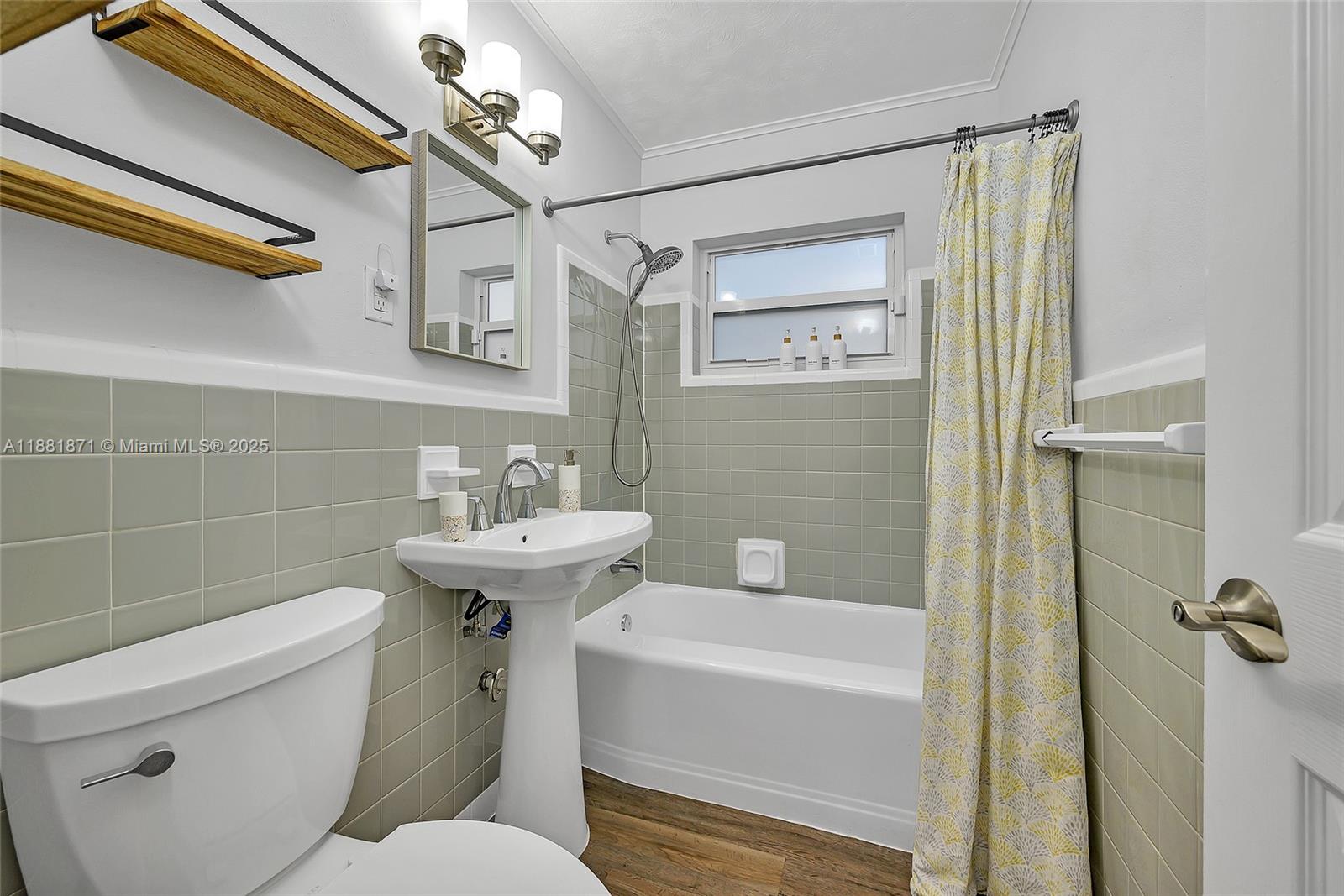 NORTH ANDREWS GARDENS 2ND - Residential Lease