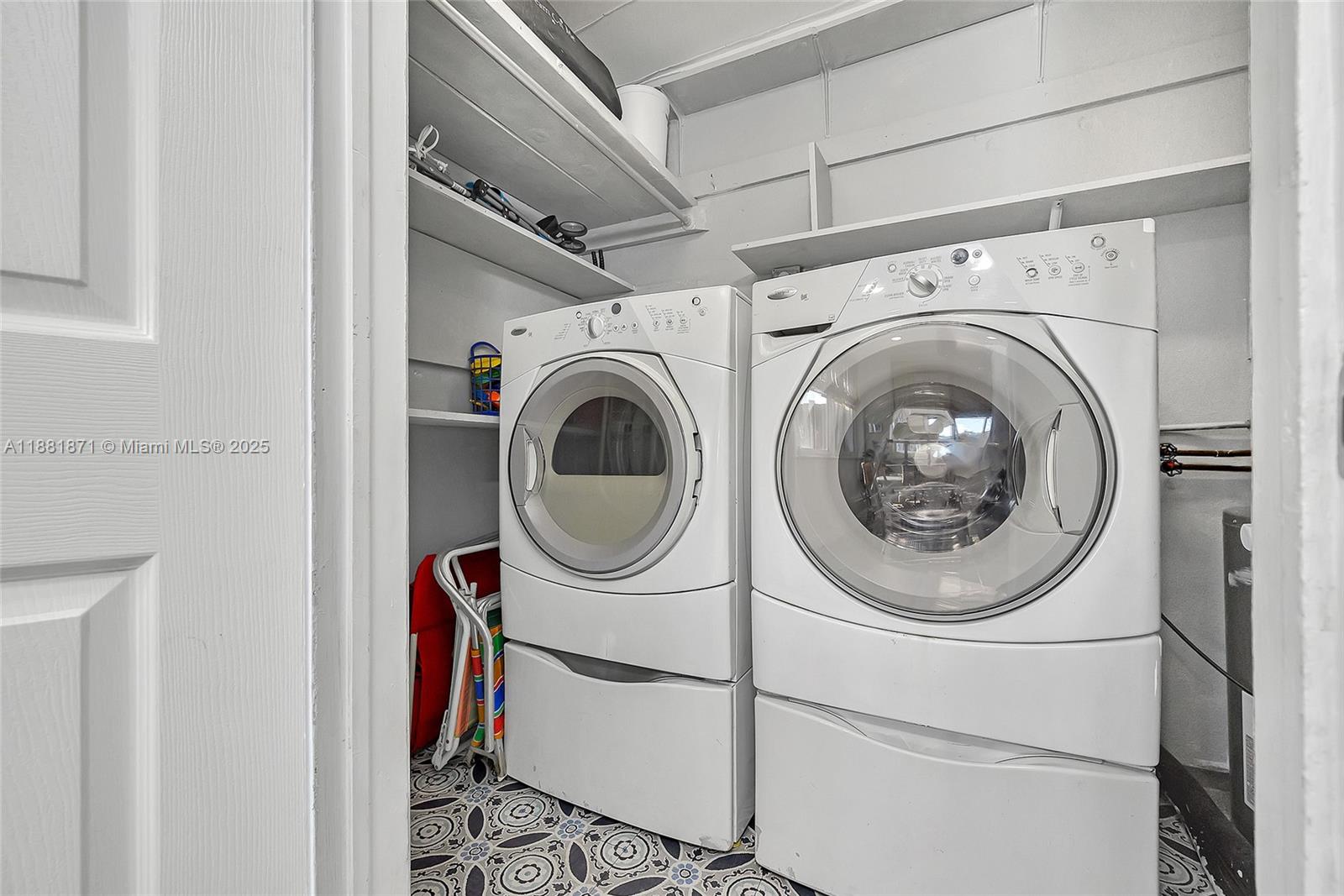 NORTH ANDREWS GARDENS 2ND - Residential Lease