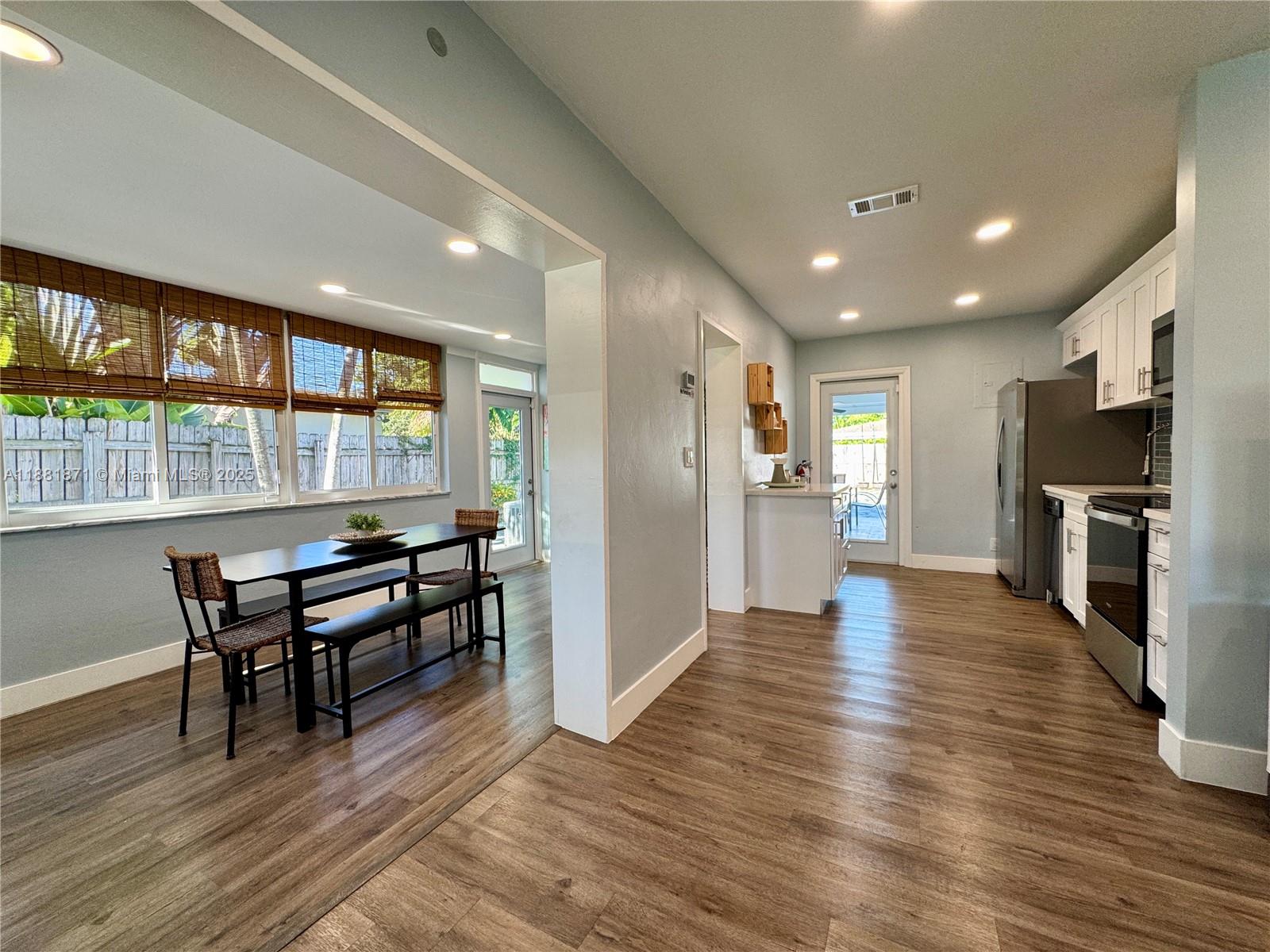 NORTH ANDREWS GARDENS 2ND - Residential Lease