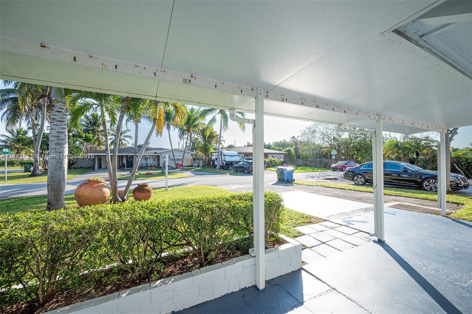 NORTH ANDREWS GARDENS 2ND - Residential Lease