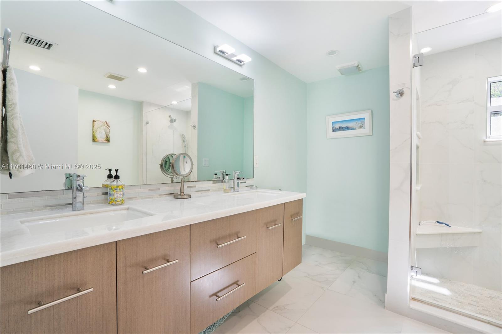 BISCAYNE POINT - Residential