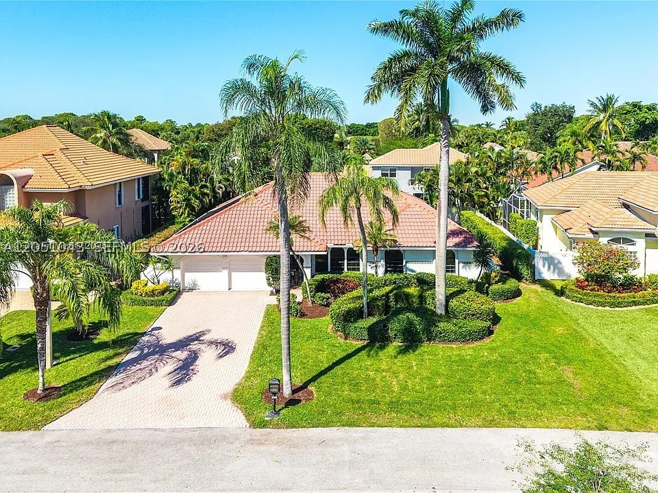 6005 Buena Vista Ct - Image 1