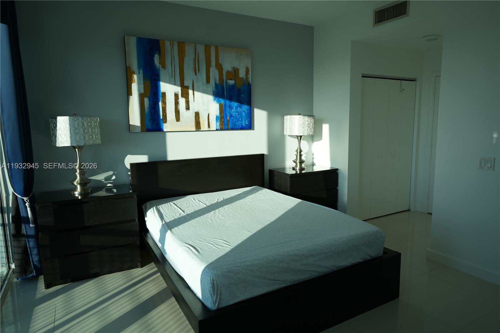 INFINITY AT BRICKELL COND - Residential