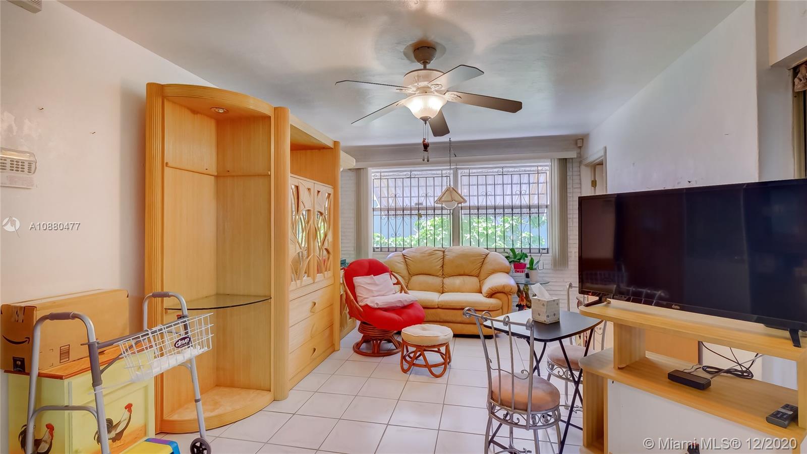 MOFFATVILLE - Residential