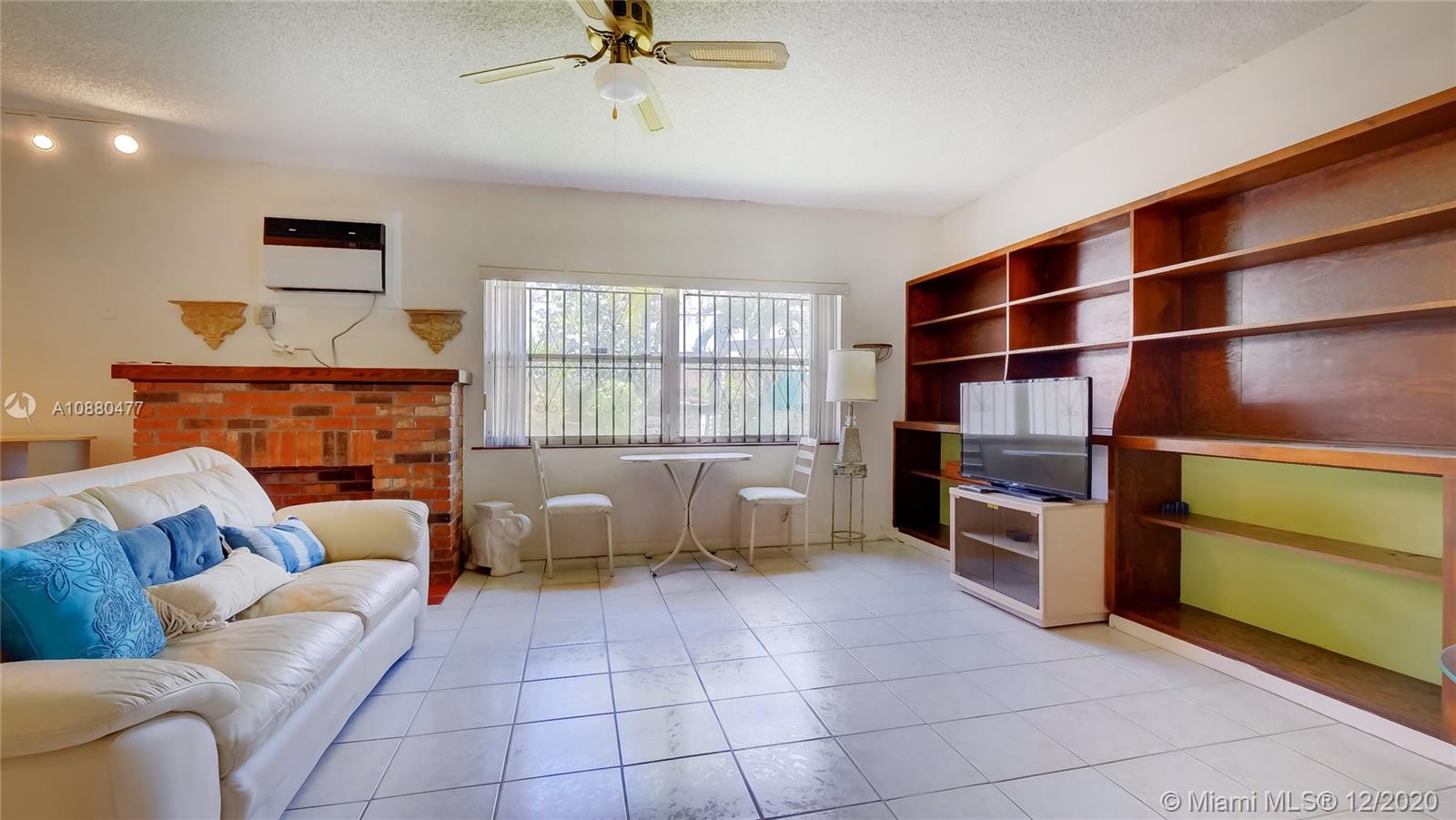 MOFFATVILLE - Residential