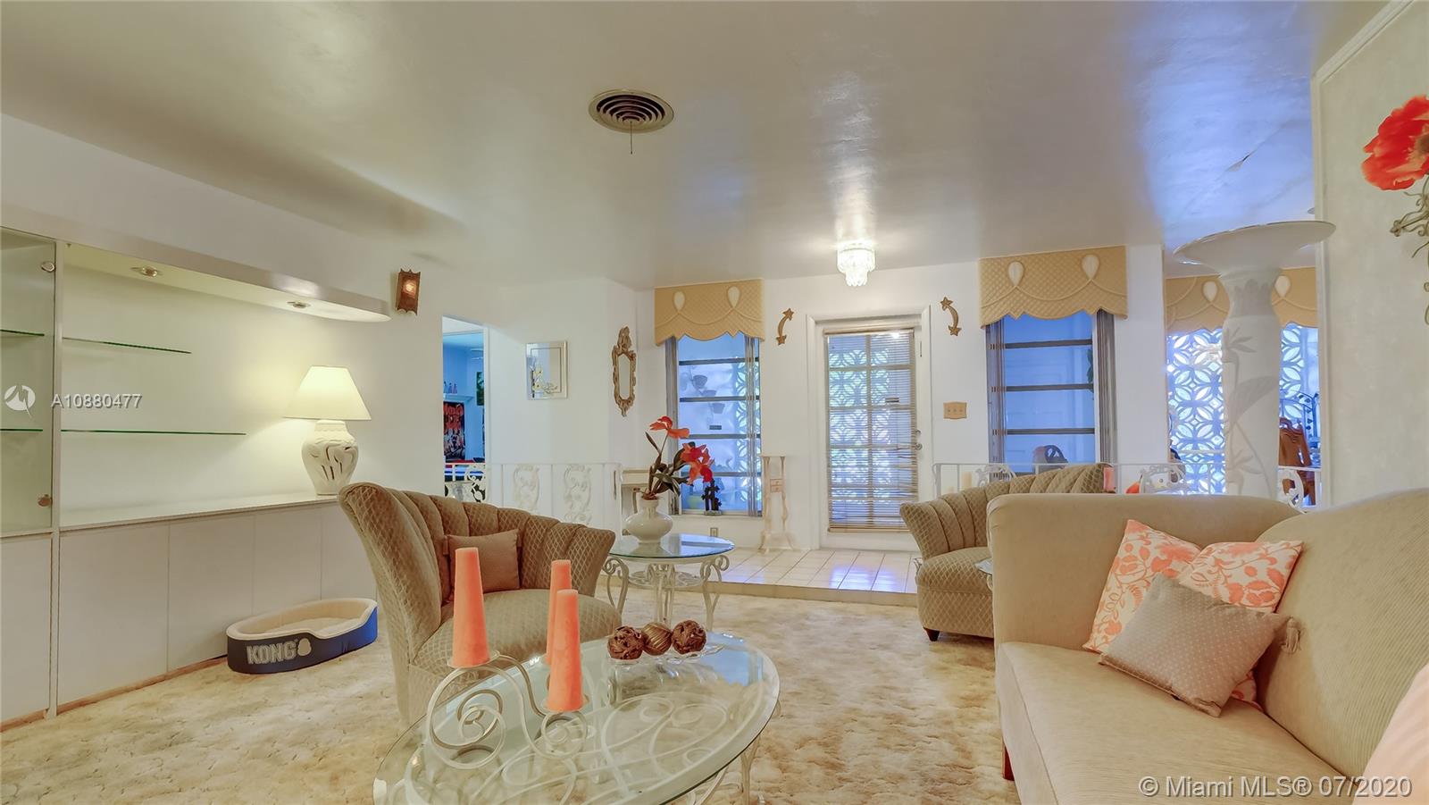 MOFFATVILLE - Residential