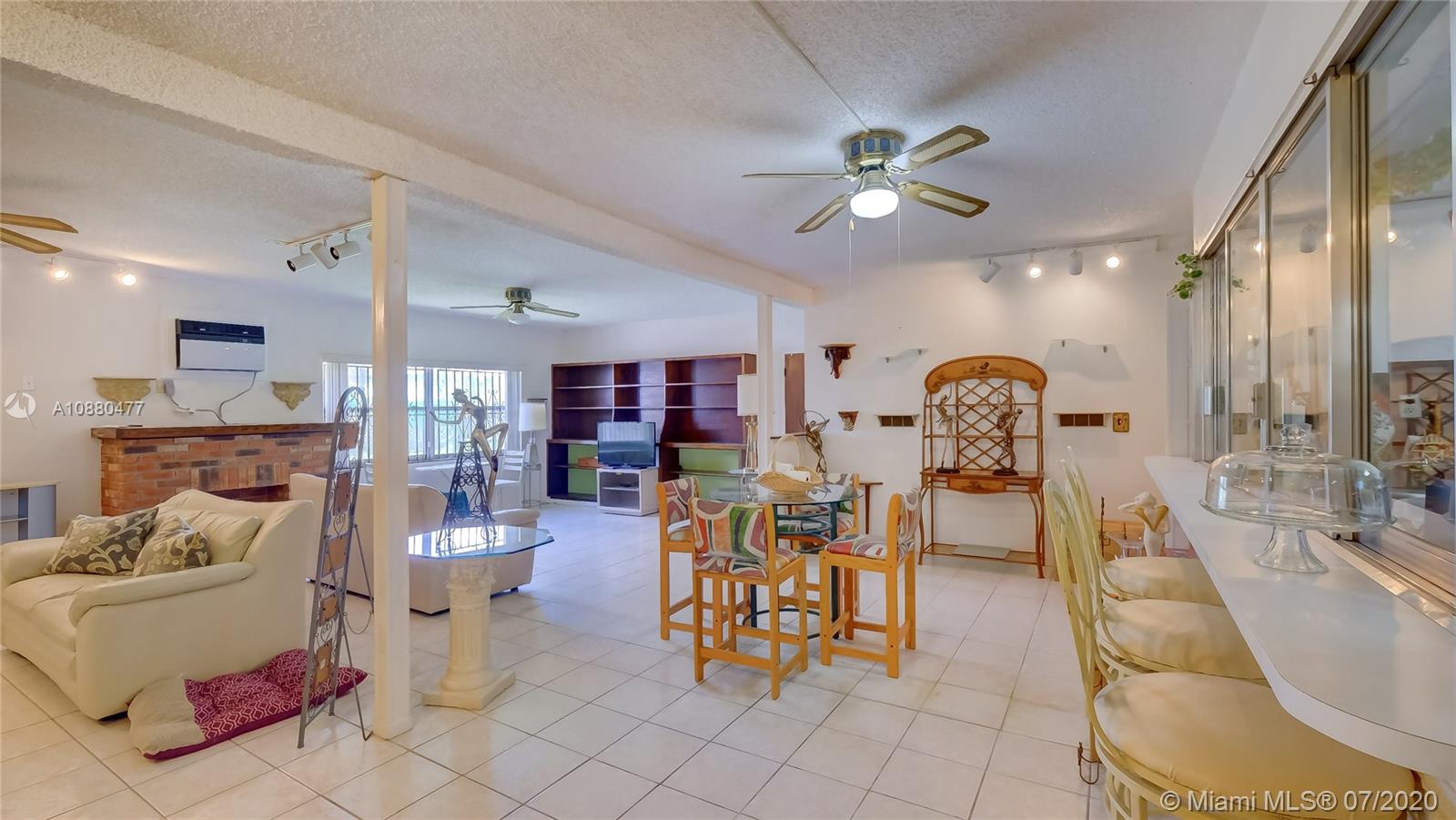 MOFFATVILLE - Residential