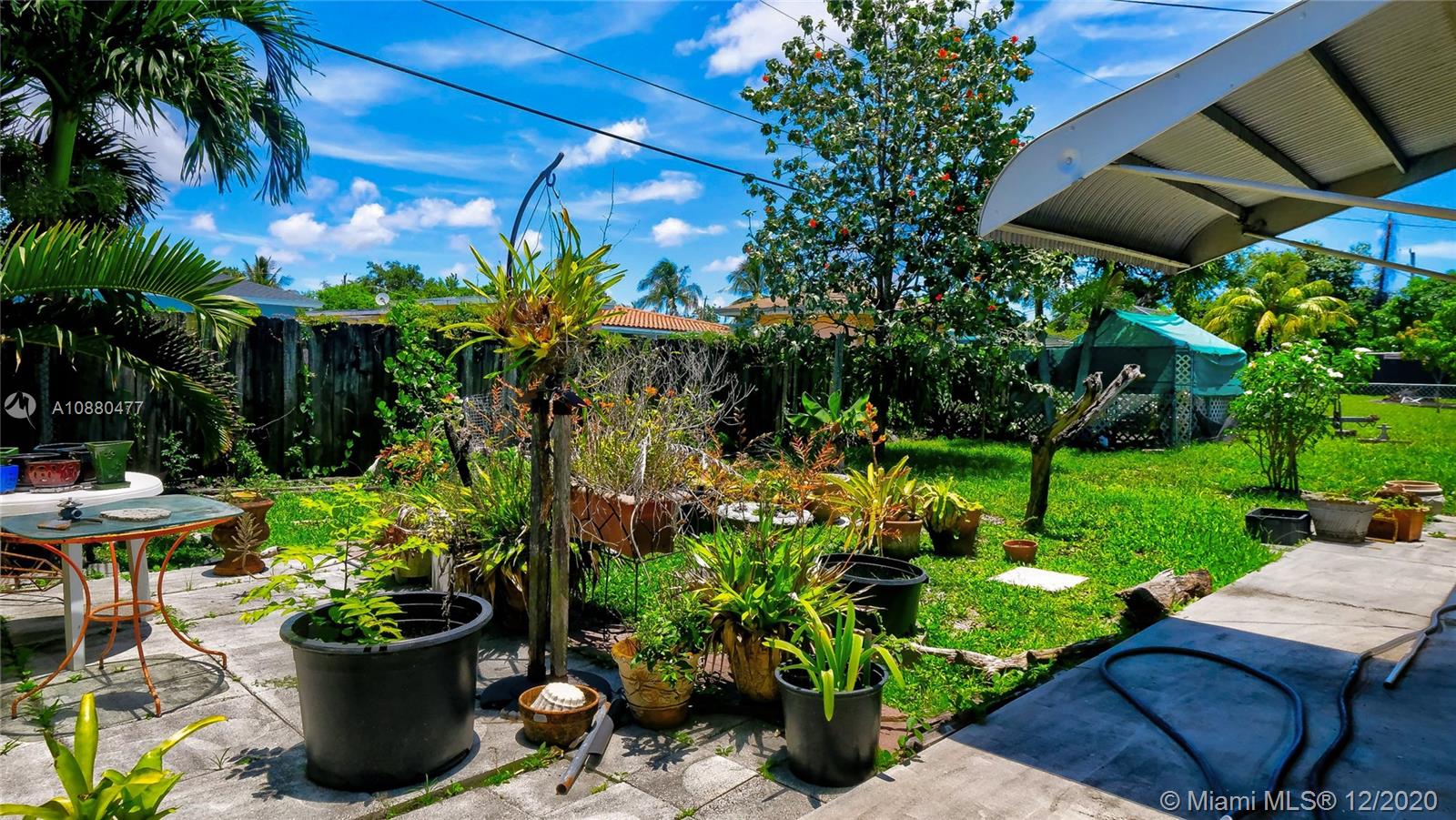 MOFFATVILLE - Residential