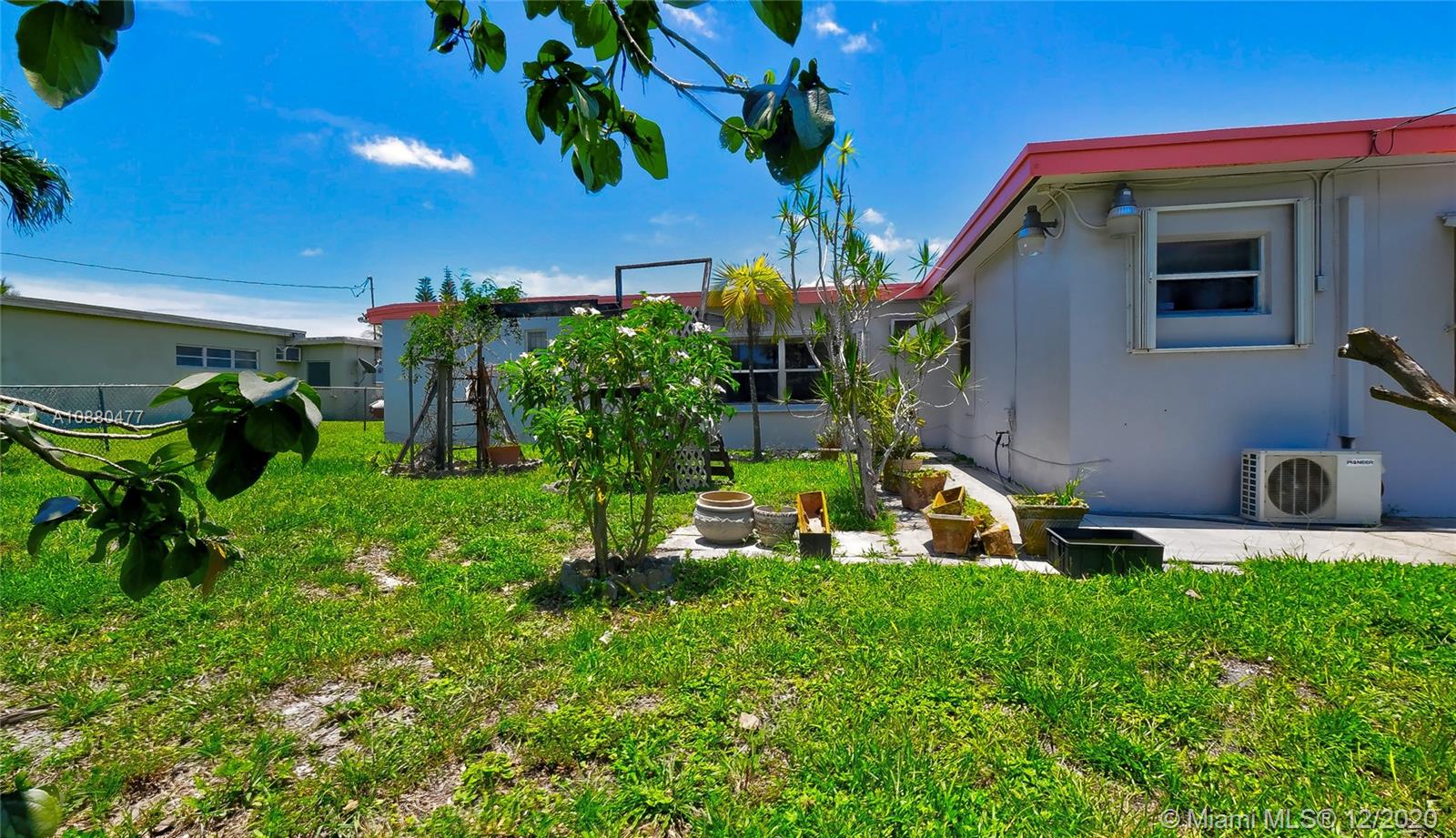 MOFFATVILLE - Residential