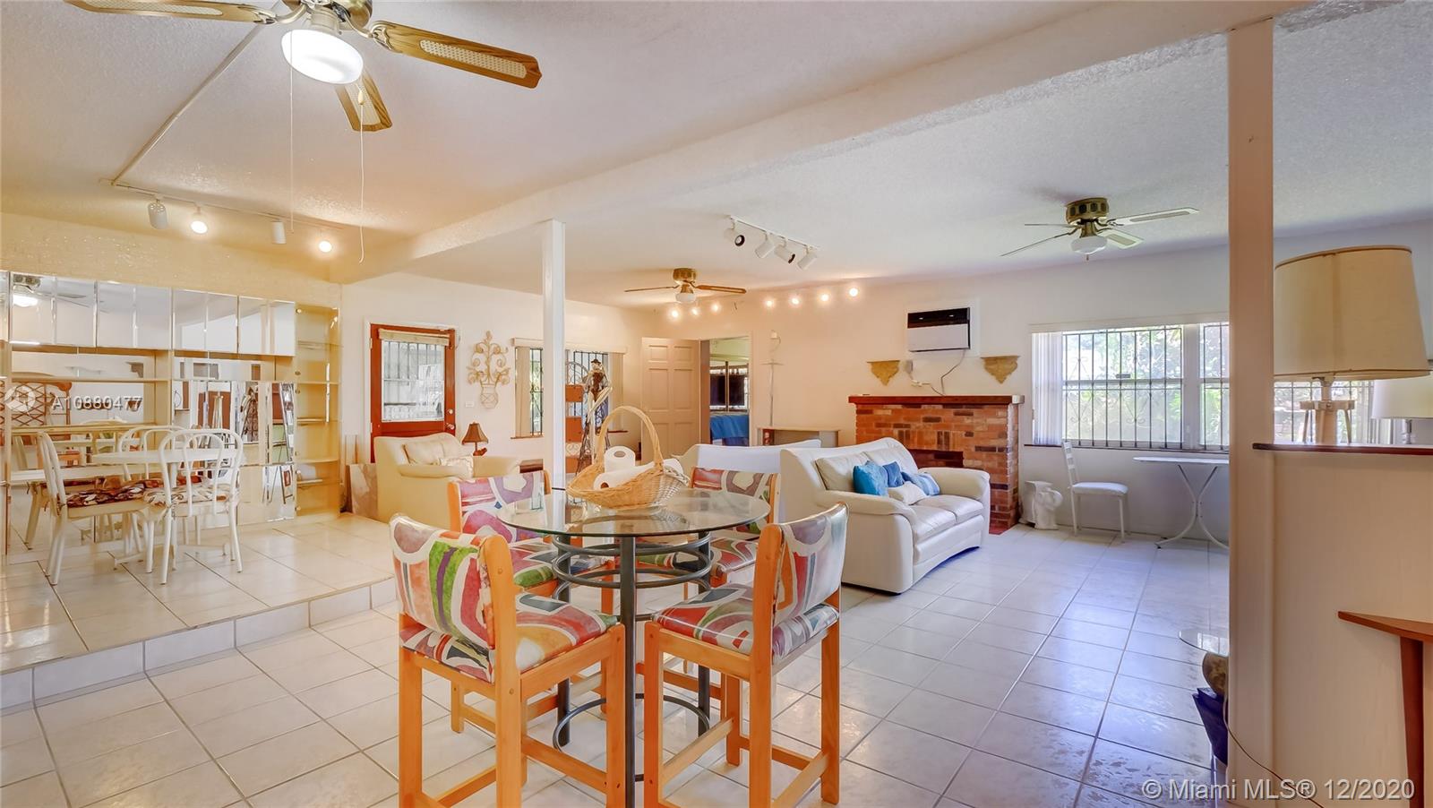 MOFFATVILLE - Residential