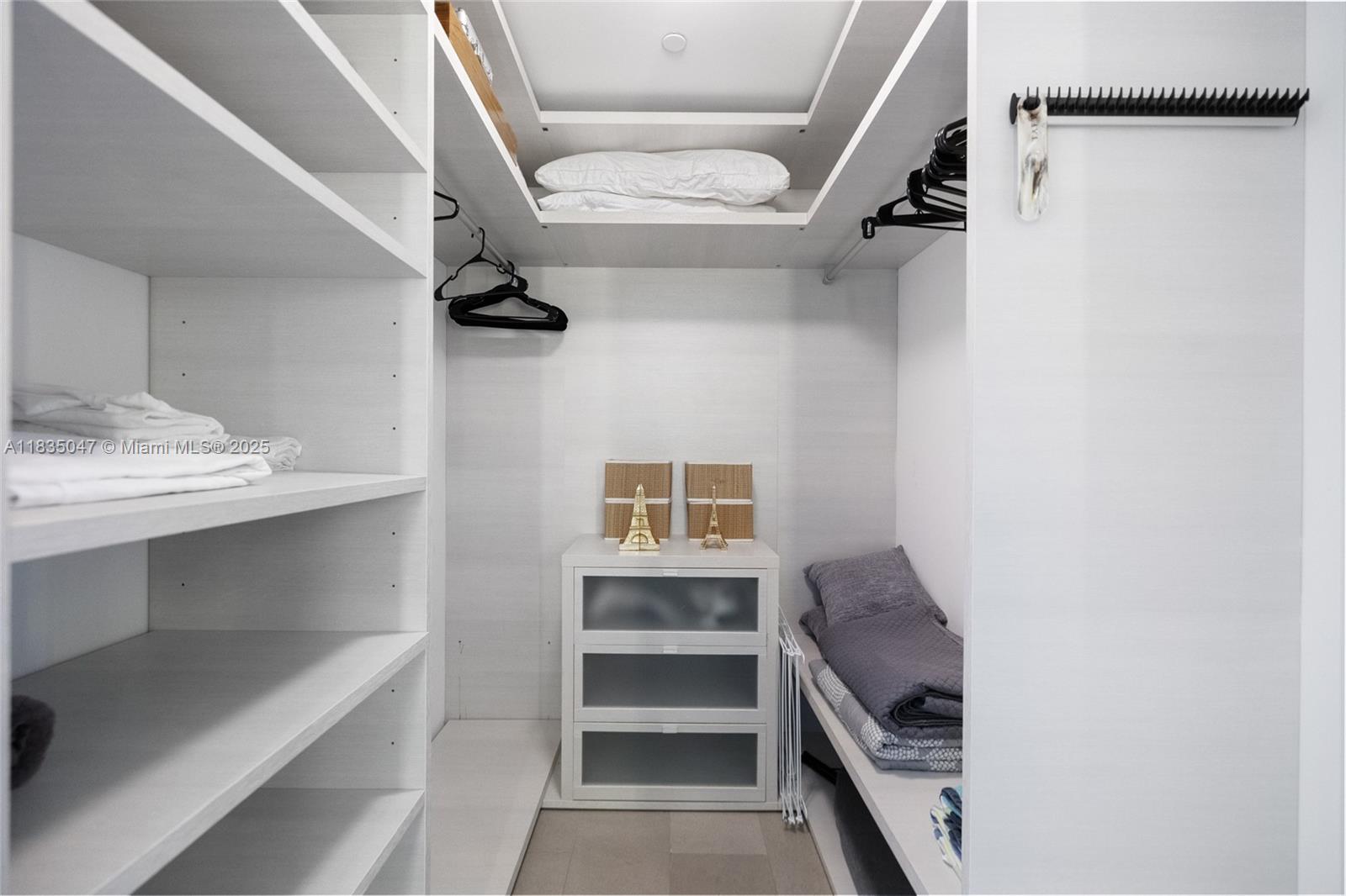 RISE CONDO - Residential Lease